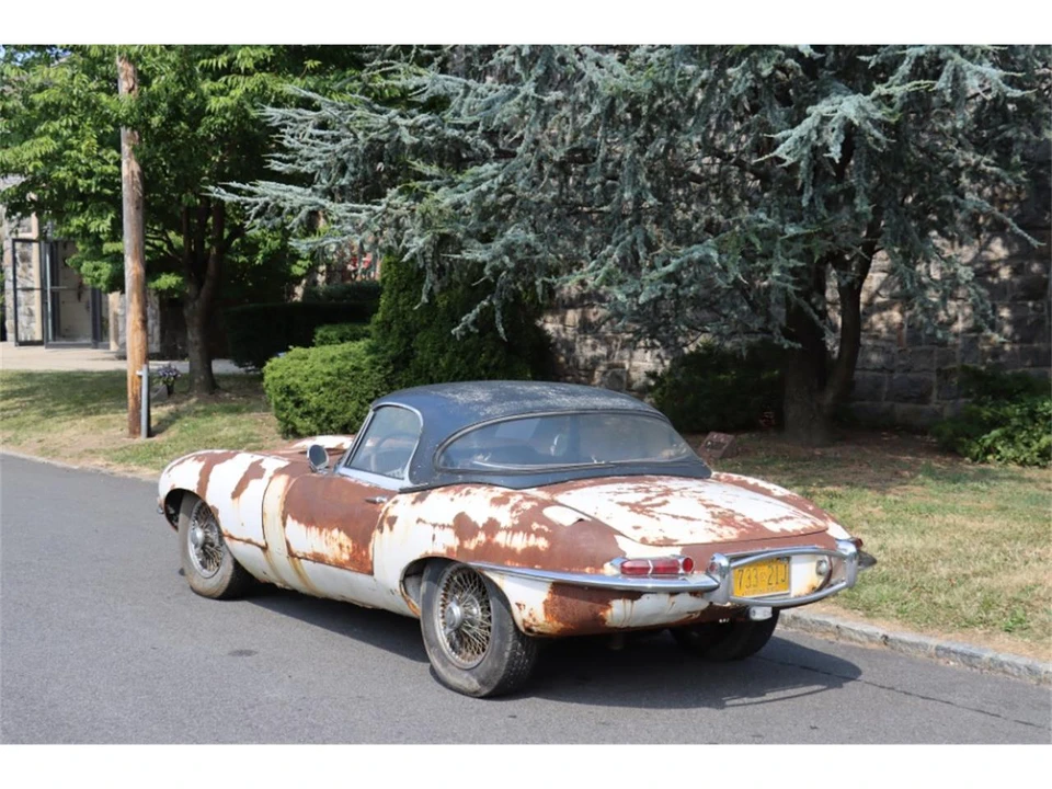 1962 Jaguar E-Type Series 1 - Image 6 of 8