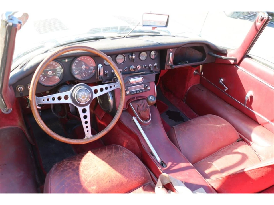 1962 Jaguar E-Type Series 1 - Image 7 of 8