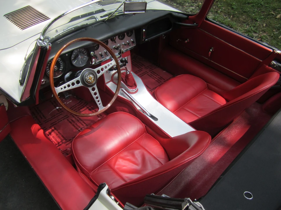 1962 Jaguar E-Type Series 1 - Image 10 of 10