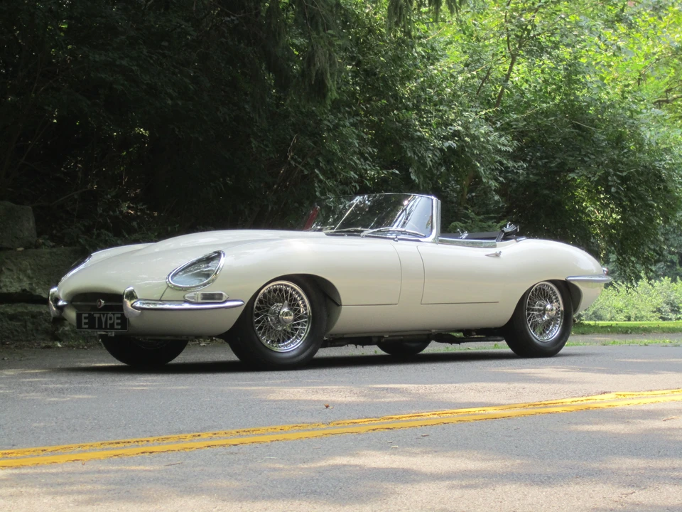 1962 Jaguar E-Type Series 1 - Image 4 of 10
