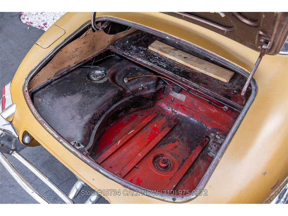 1962 Jaguar E-Type Series 1 - Image 29 of 31