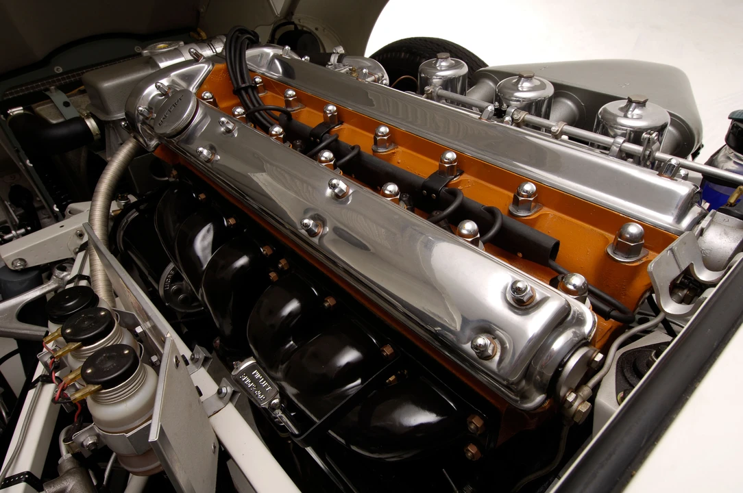 1962 Jaguar E-Type Series 1 - Image 6 of 6