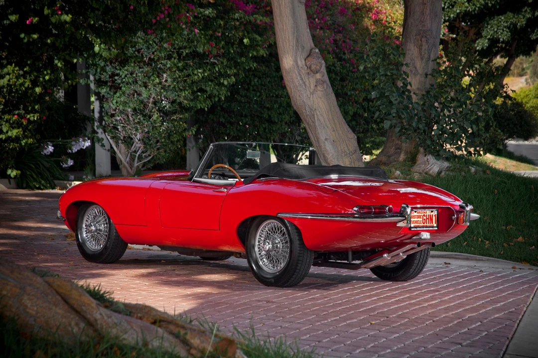 1962 Jaguar E-Type Series 1 - Image 6 of 6