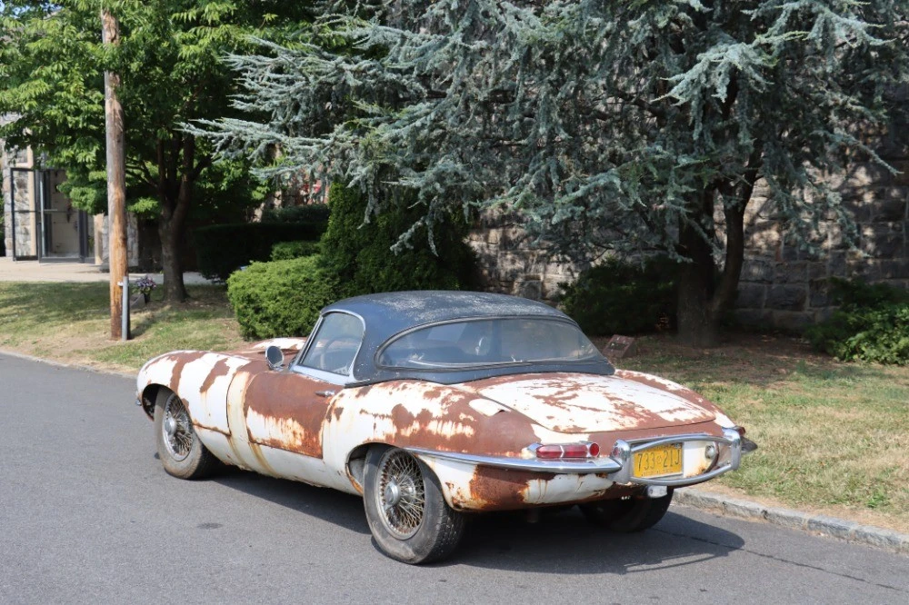 1962 Jaguar E-Type Series 1 - Image 6 of 8