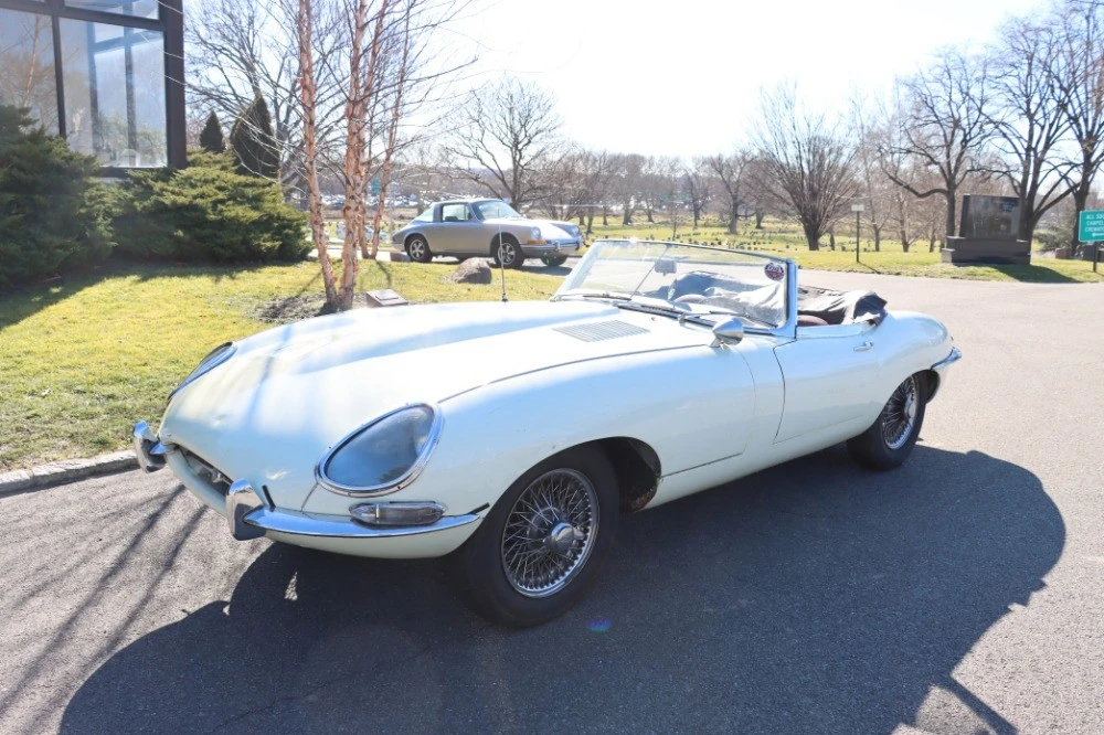 1962 Jaguar E-Type Series 1 - Image 2 of 8