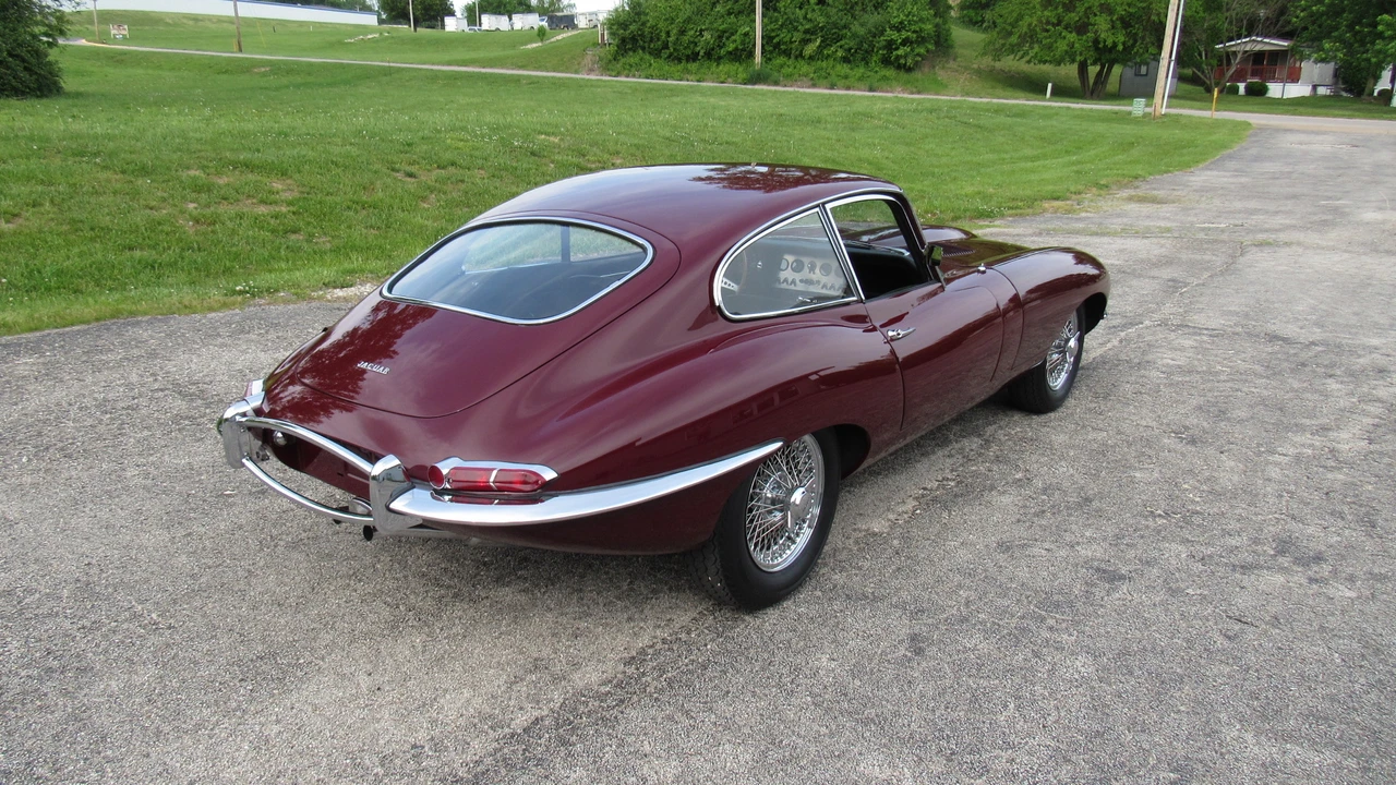 1962 Jaguar E-Type Series 1 - Image 10 of 31