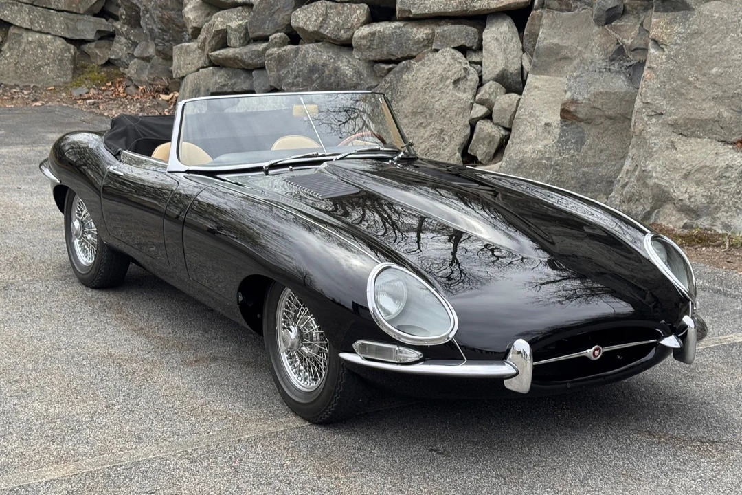 1962 Jaguar E-Type Series 1 - Image 1 of 31