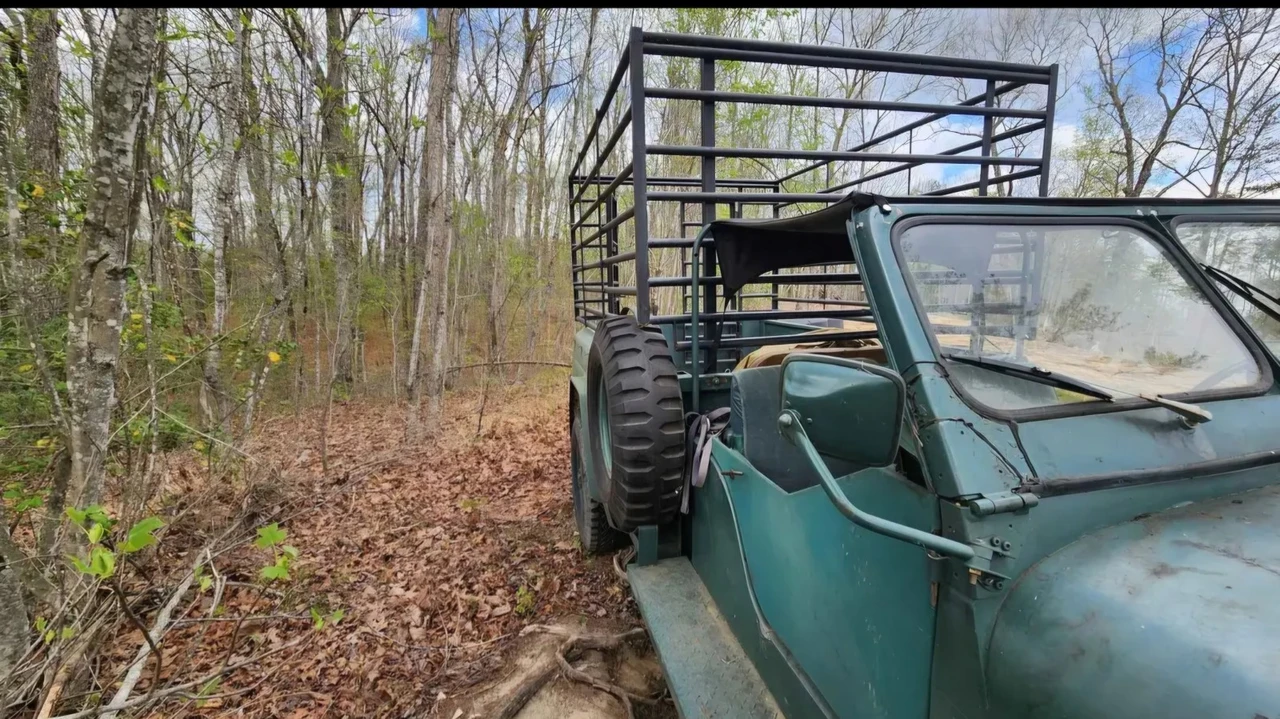 1962 Jeep Jeepster Commando - Image 9 of 10