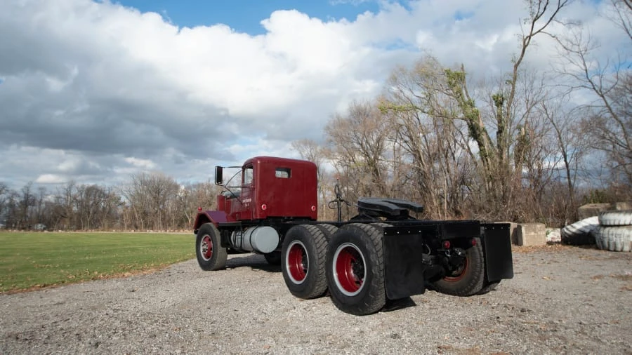 1962 Kenworth - Image 4 of 18