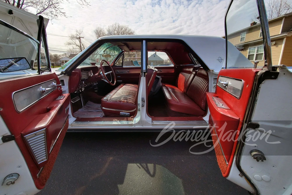 1962 Lincoln Continental 4th Gen - Image 14 of 31