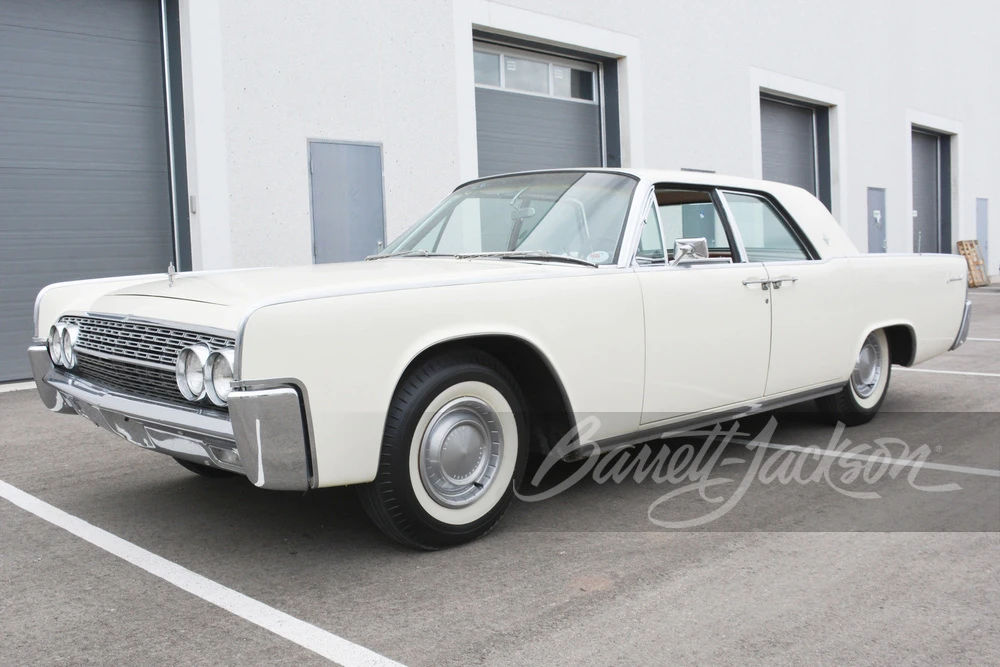 1962 Lincoln Continental 4th Gen - Image 10 of 15