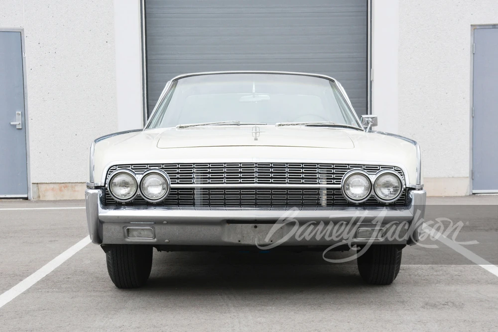 1962 Lincoln Continental 4th Gen - Image 12 of 15