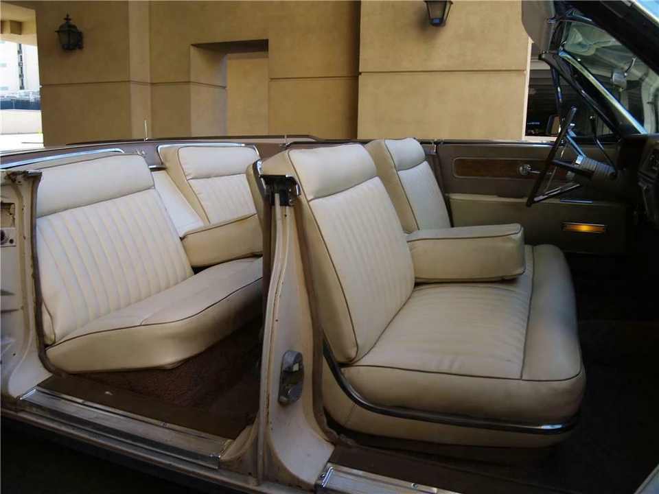 1962 Lincoln Continental 4th Gen - Image 4 of 5