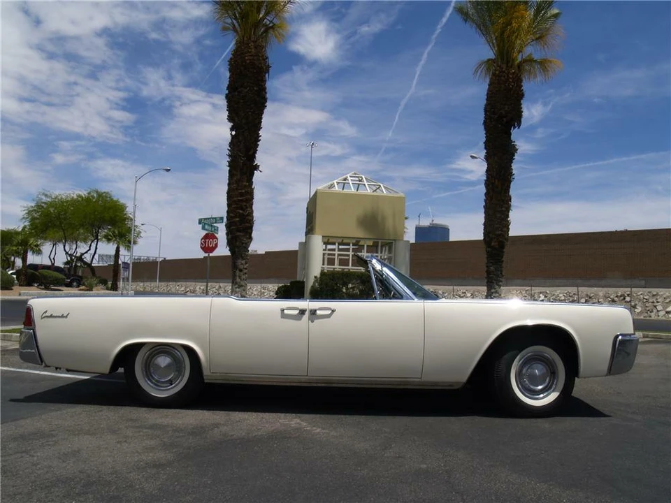 1962 Lincoln Continental 4th Gen - Image 5 of 5