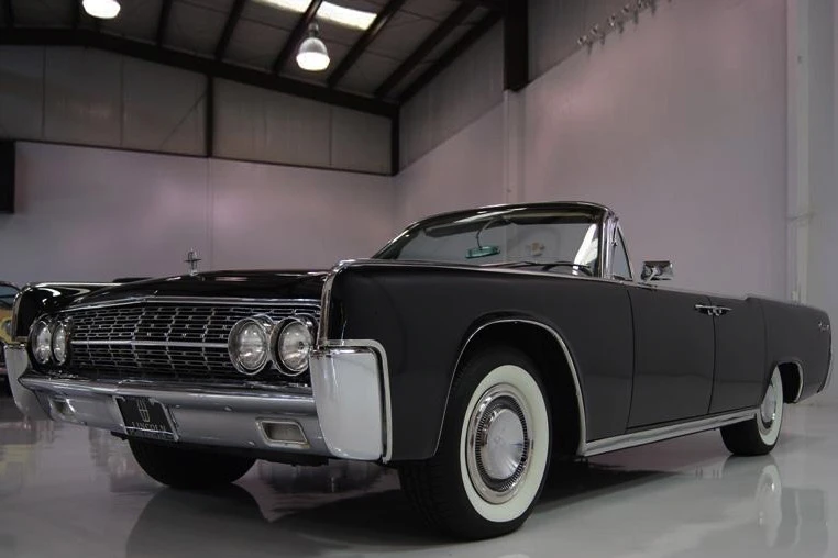 1962 Lincoln Continental 4th Gen - Image 2 of 5