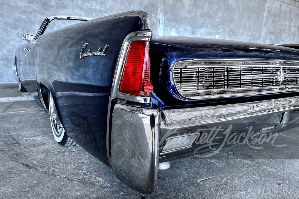 1962 Lincoln Continental 4th Gen - Image 18 of 31