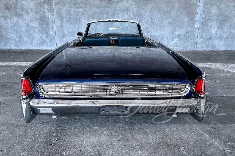 1962 Lincoln Continental 4th Gen - Image 26 of 31