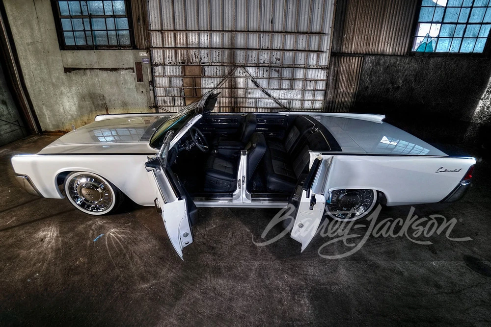 1962 Lincoln Continental 4th Gen - Image 4 of 31