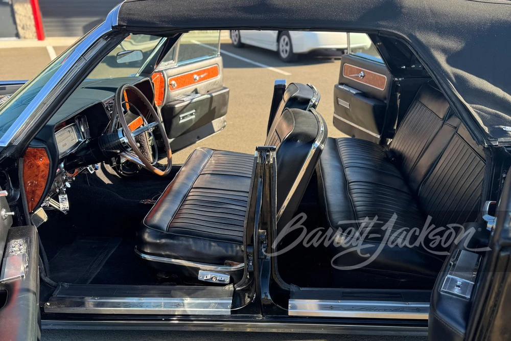 1962 Lincoln Continental 4th Gen - Image 11 of 20