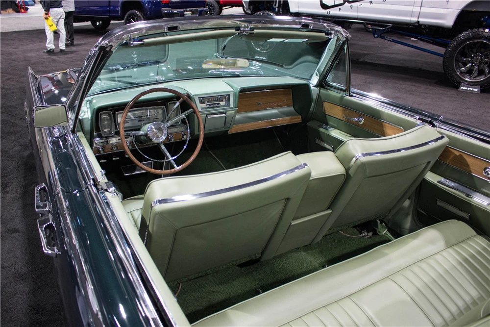 1962 Lincoln Continental 4th Gen - Image 4 of 5