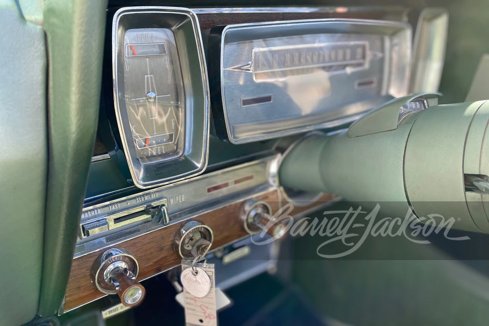 1962 Lincoln Continental 4th Gen - Image 12 of 19