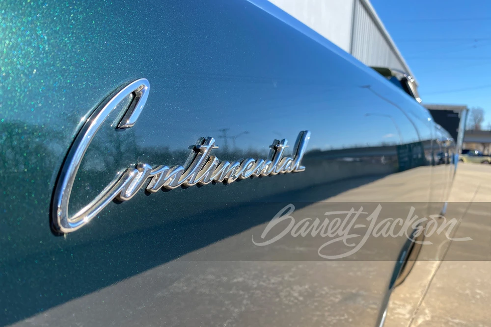 1962 Lincoln Continental 4th Gen - Image 16 of 17