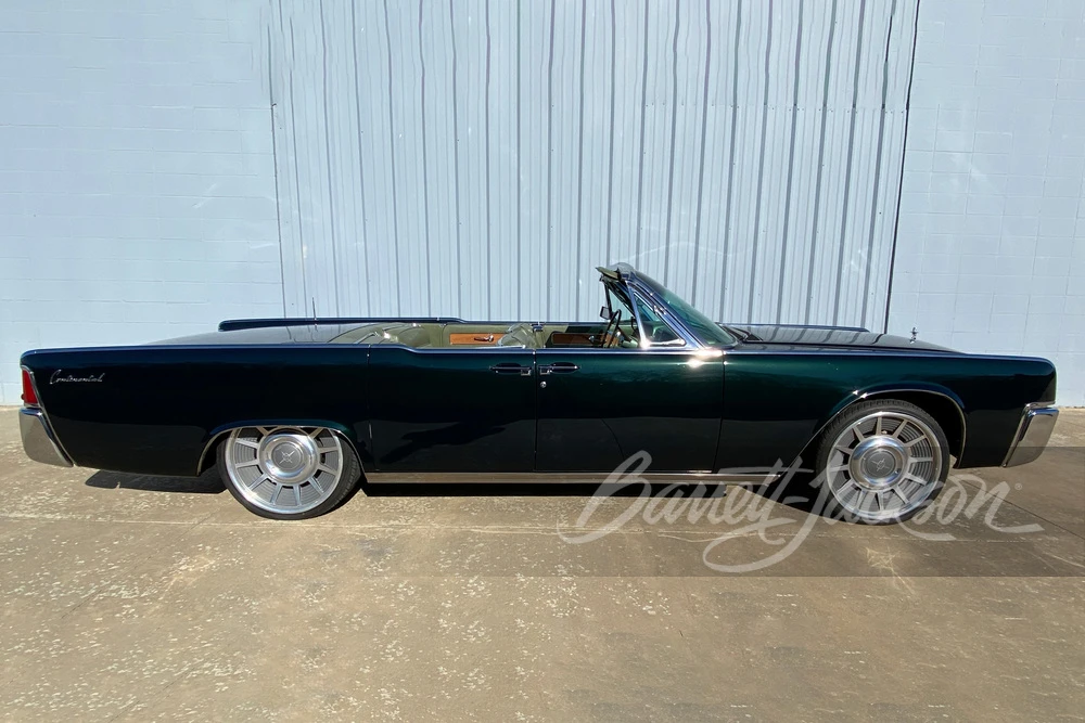1962 Lincoln Continental 4th Gen - Image 5 of 17