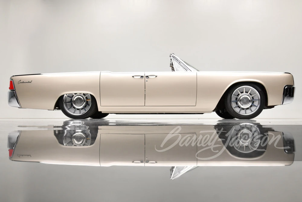1962 Lincoln Continental 4th Gen - Image 16 of 31