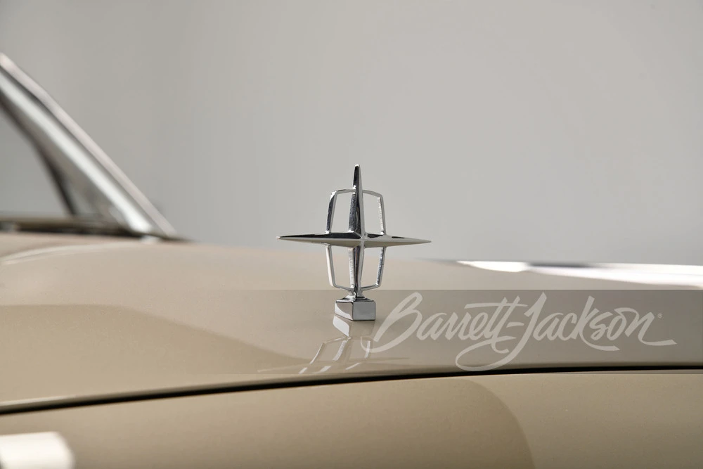 1962 Lincoln Continental 4th Gen - Image 19 of 31