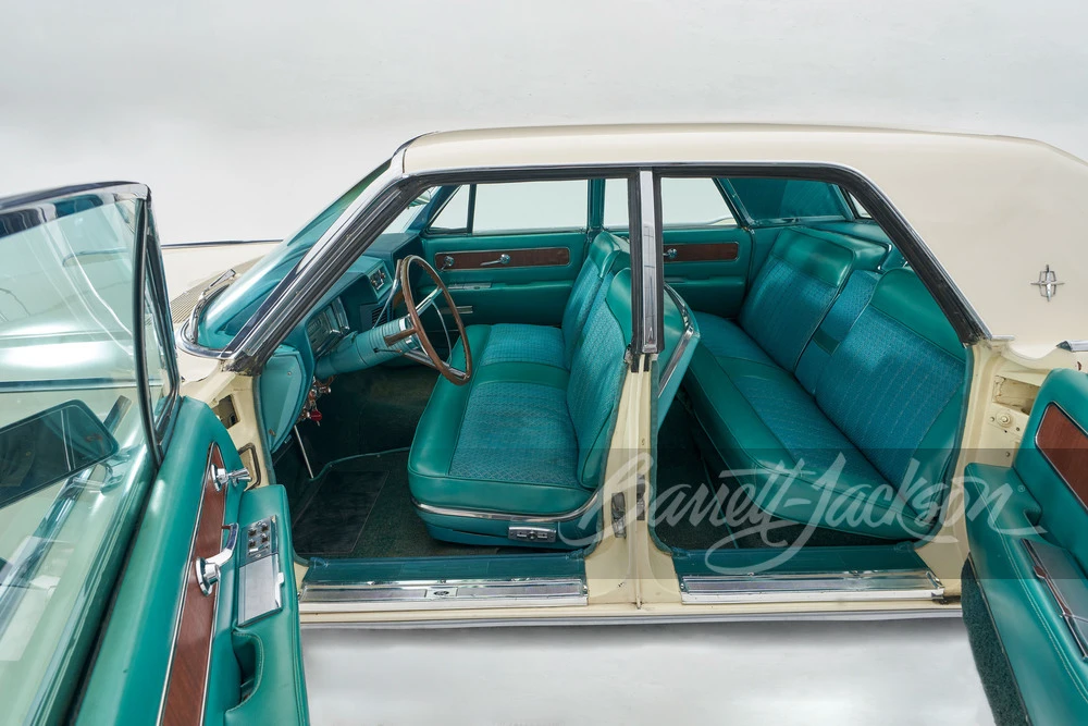 1962 Lincoln Continental 4th Gen - Image 4 of 18