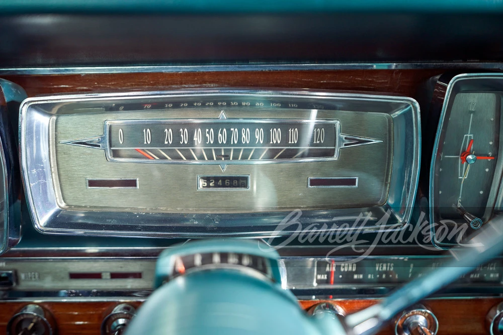 1962 Lincoln Continental 4th Gen - Image 10 of 18