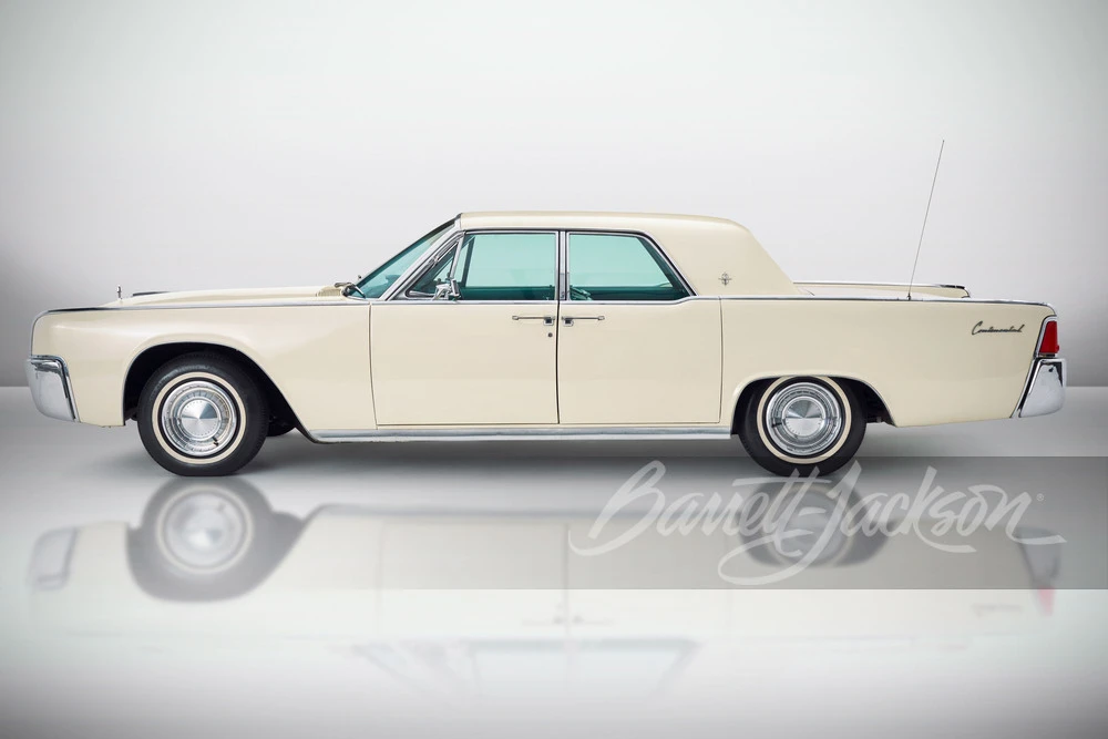 1962 Lincoln Continental 4th Gen - Image 5 of 18