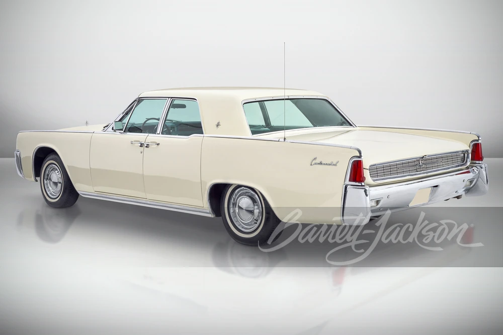 1962 Lincoln Continental 4th Gen - Image 15 of 16