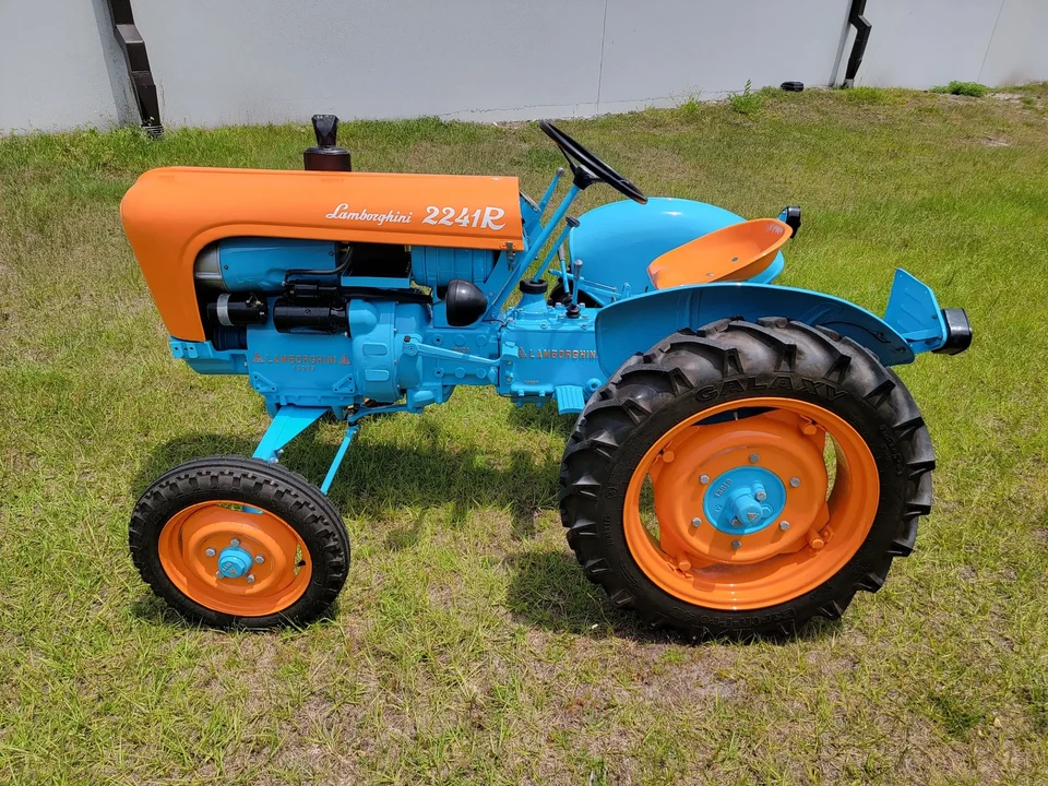 1962 Lamborghini Tractors - Image 2 of 6