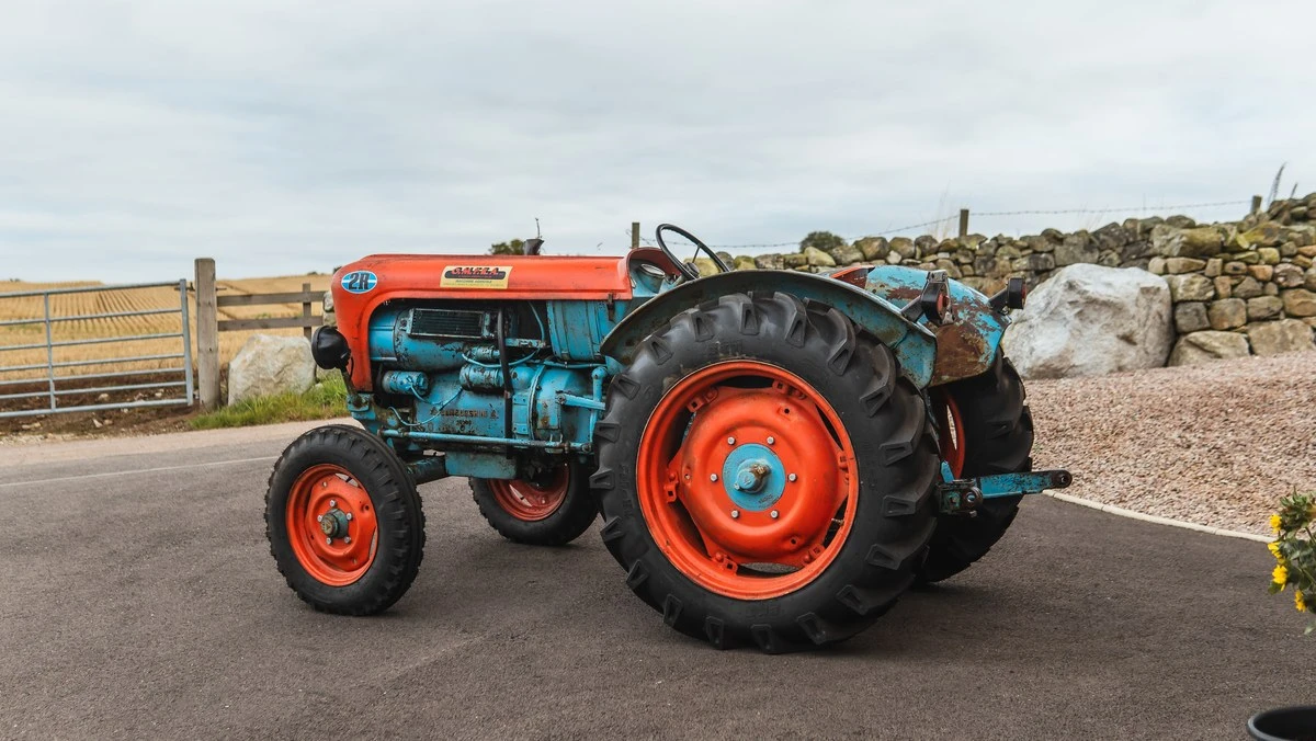 1950 Lamborghini Tractors - Image 5 of 30