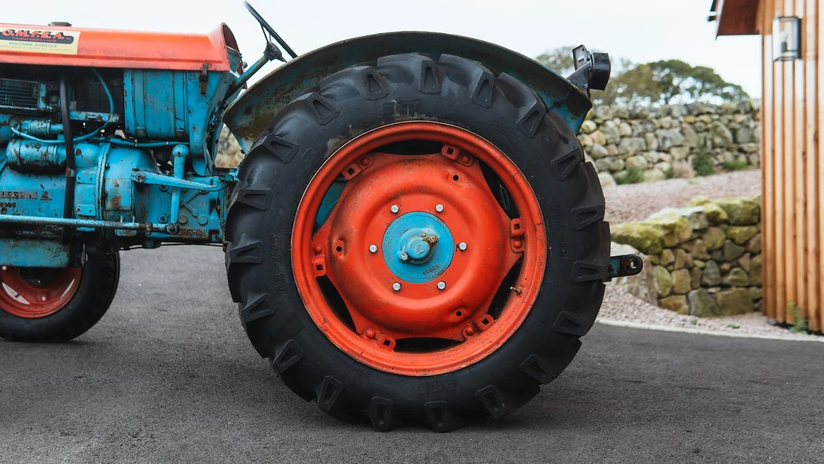 1950 Lamborghini Tractors - Image 17 of 30