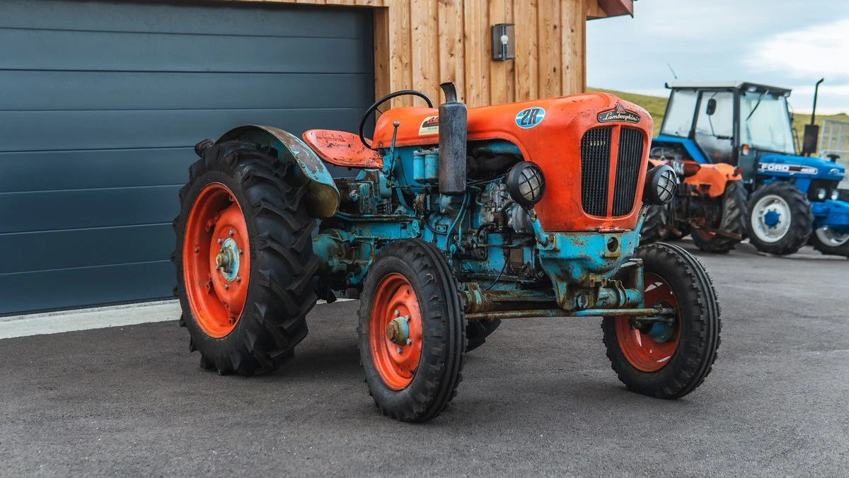 1950 Lamborghini Tractors - Image 2 of 30