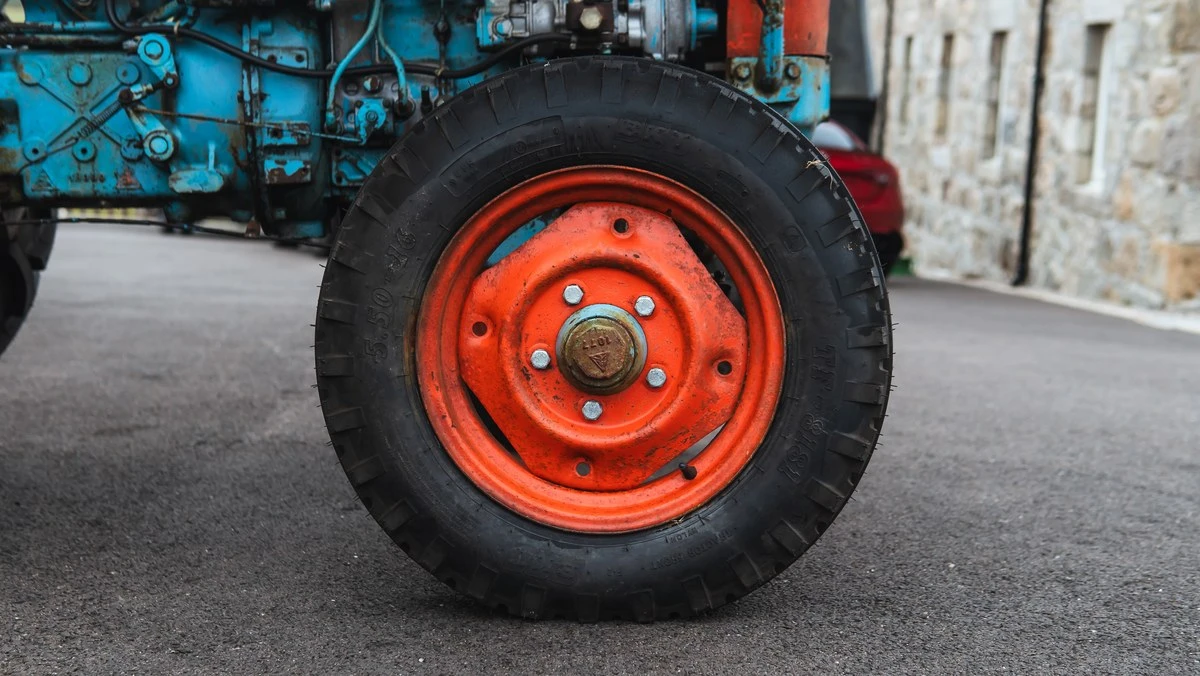 1950 Lamborghini Tractors - Image 15 of 30