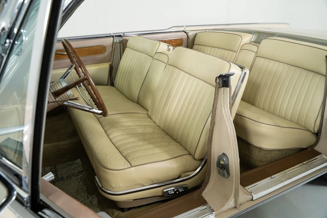 1962 Lincoln Continental 4th Gen - Image 23 of 31