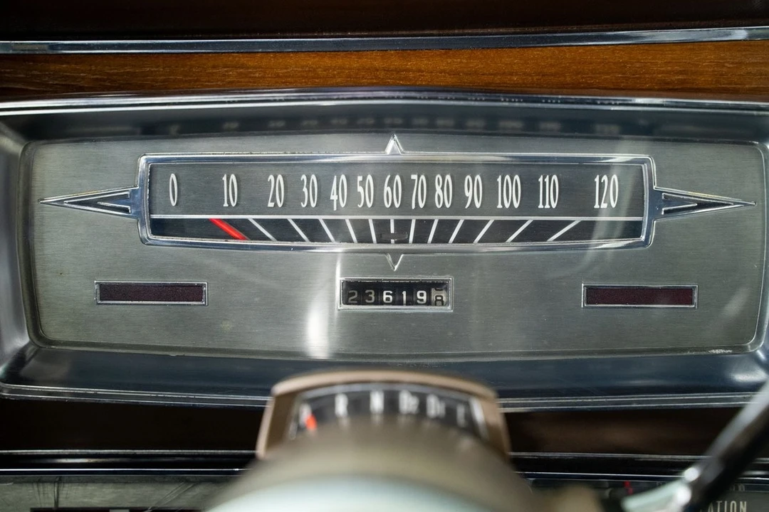 1962 Lincoln Continental 4th Gen - Image 28 of 31