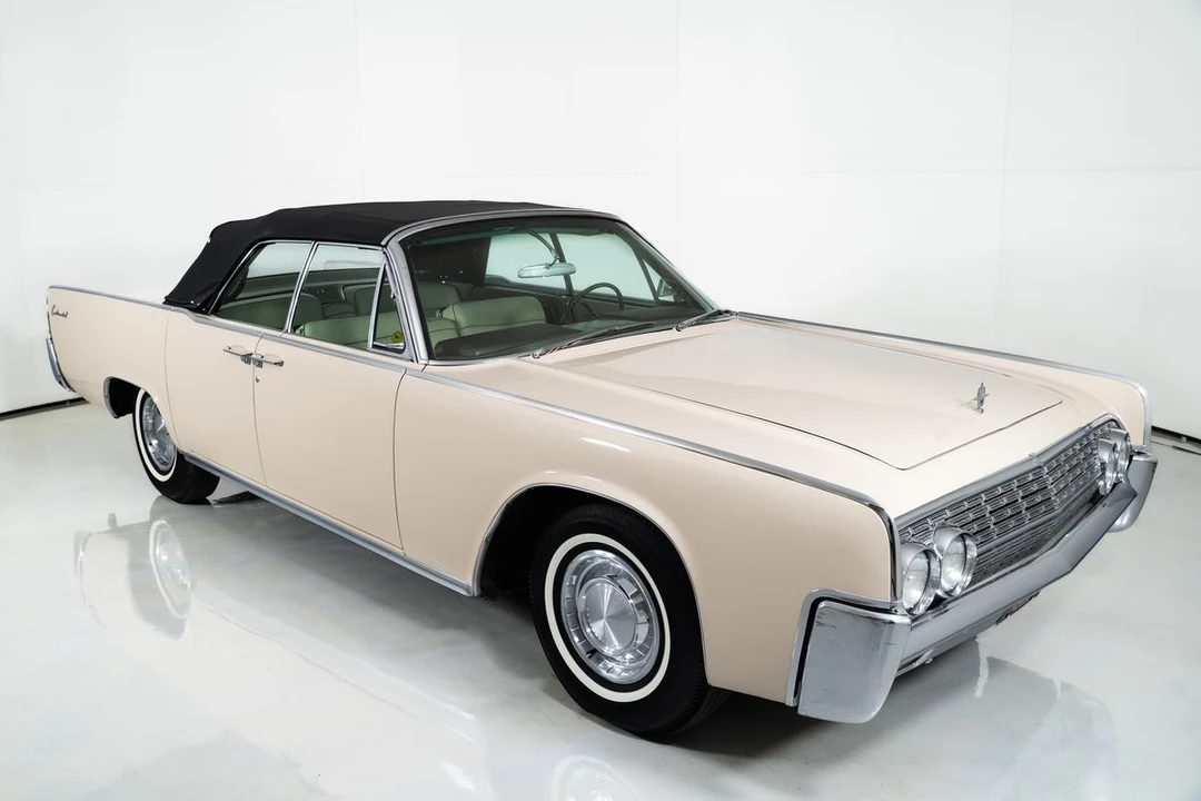1962 Lincoln Continental 4th Gen - Image 17 of 21