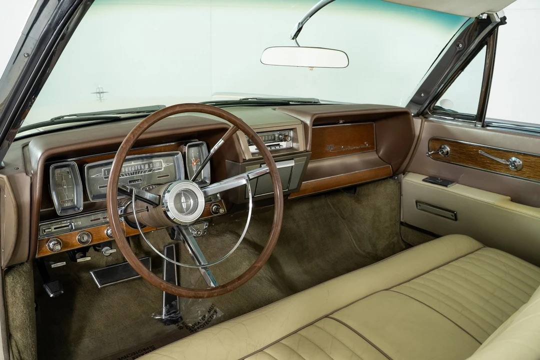 1962 Lincoln Continental 4th Gen - Image 2 of 12