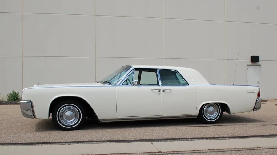 1962 Lincoln Continental 4th Gen - Image 2 of 12