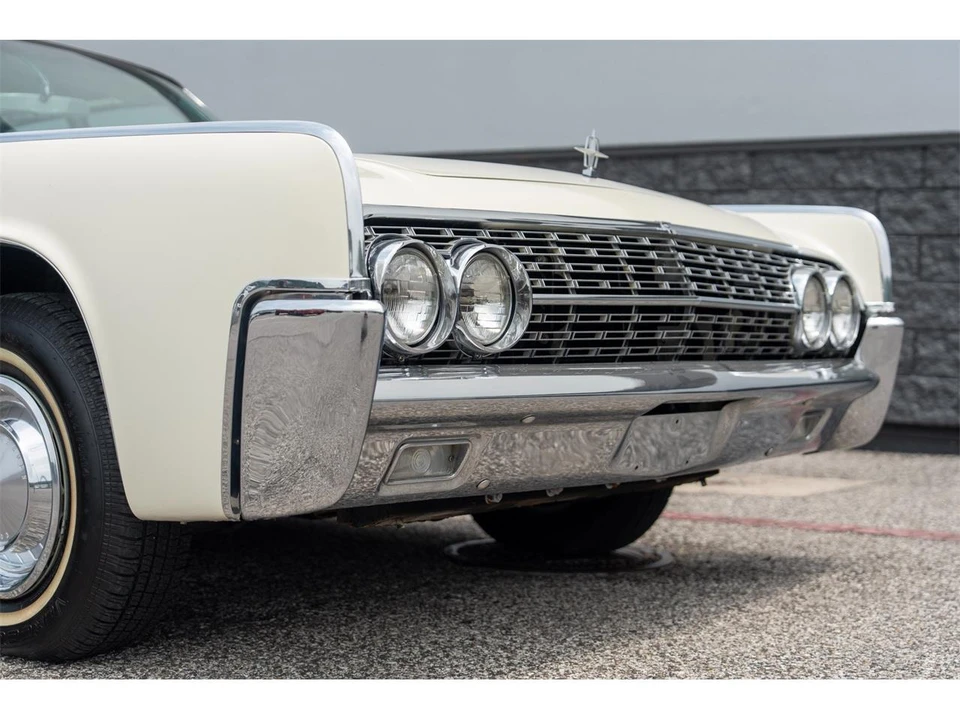 1962 Lincoln Continental 4th Gen - Image 21 of 31