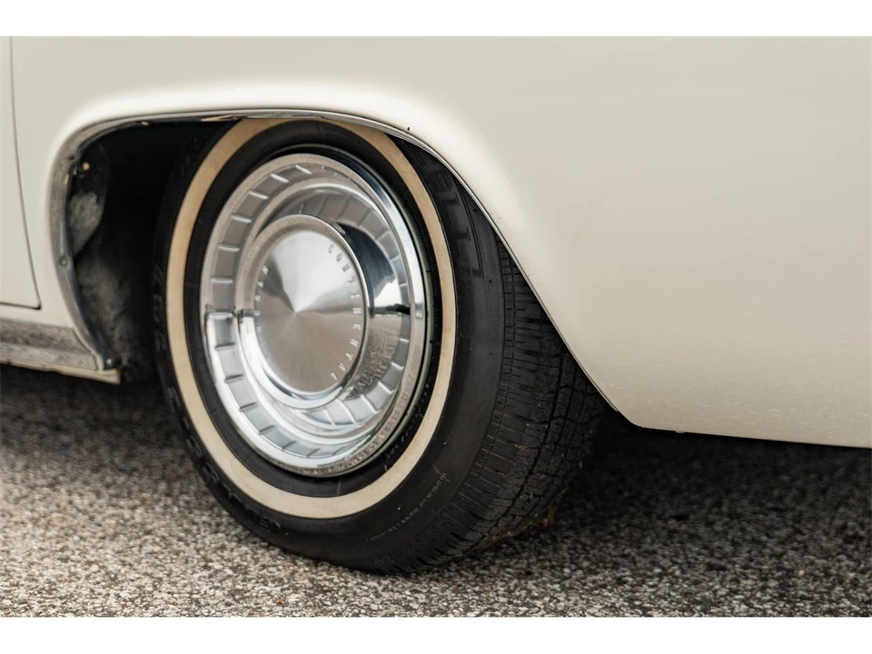 1962 Lincoln Continental 4th Gen - Image 14 of 31