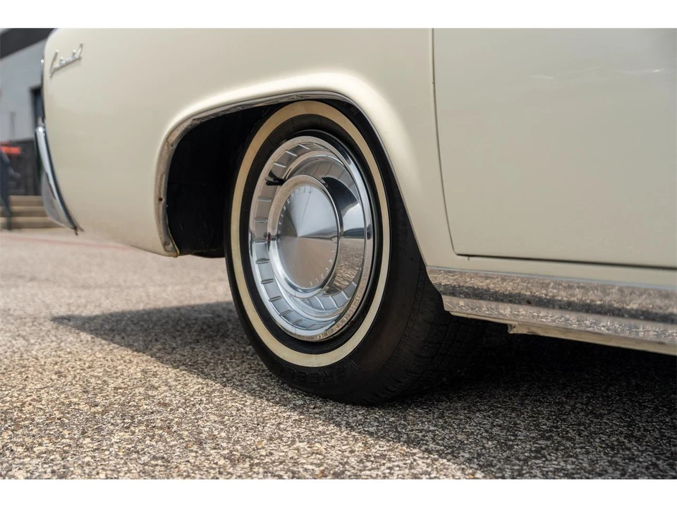 1962 Lincoln Continental 4th Gen - Image 29 of 31