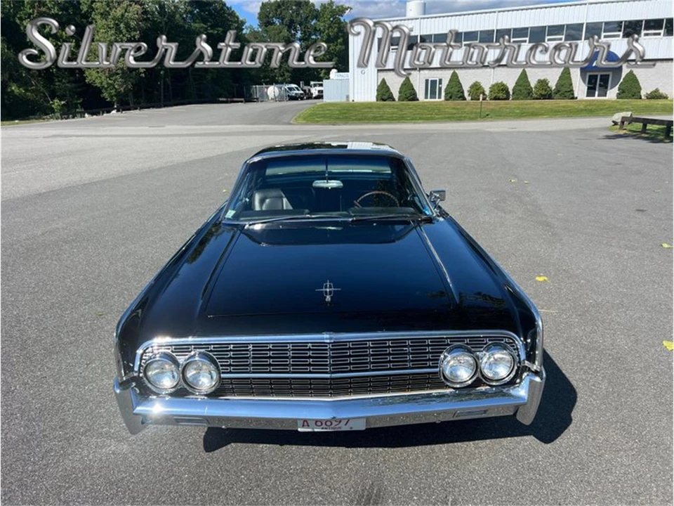 1962 Lincoln Continental 4th Gen - Image 13 of 31