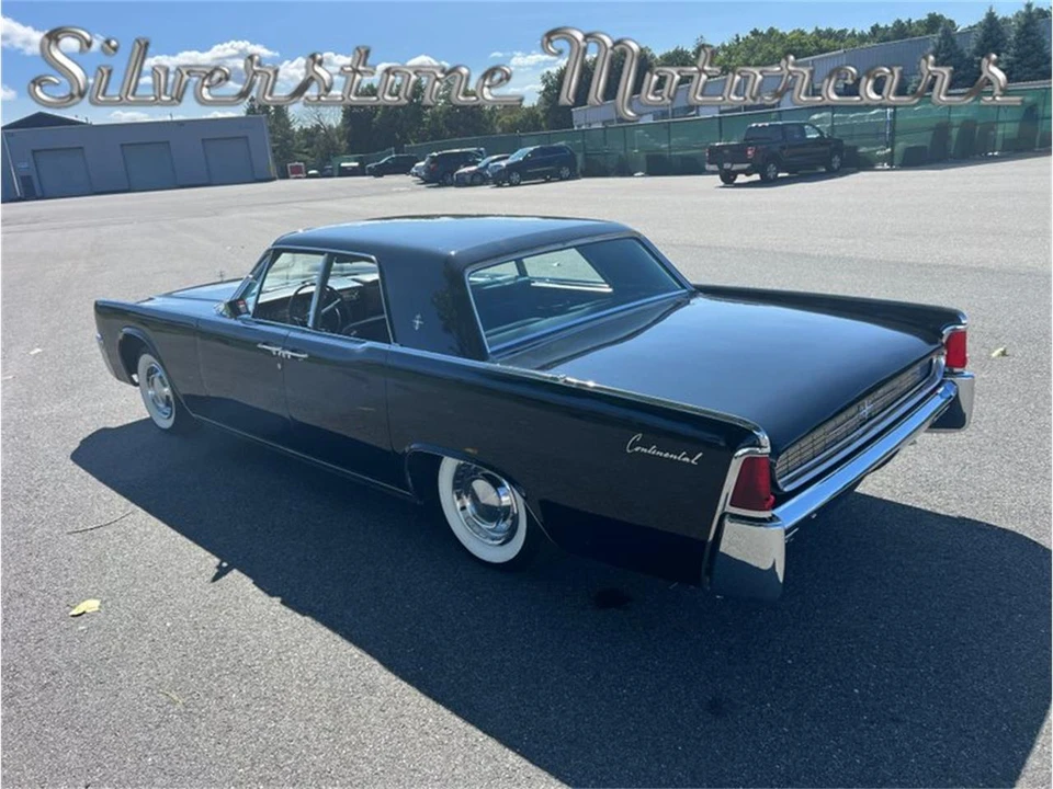 1962 Lincoln Continental 4th Gen - Image 24 of 31