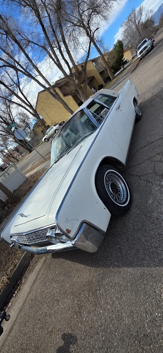 1962 Lincoln Continental 4th Gen - Image 2 of 21