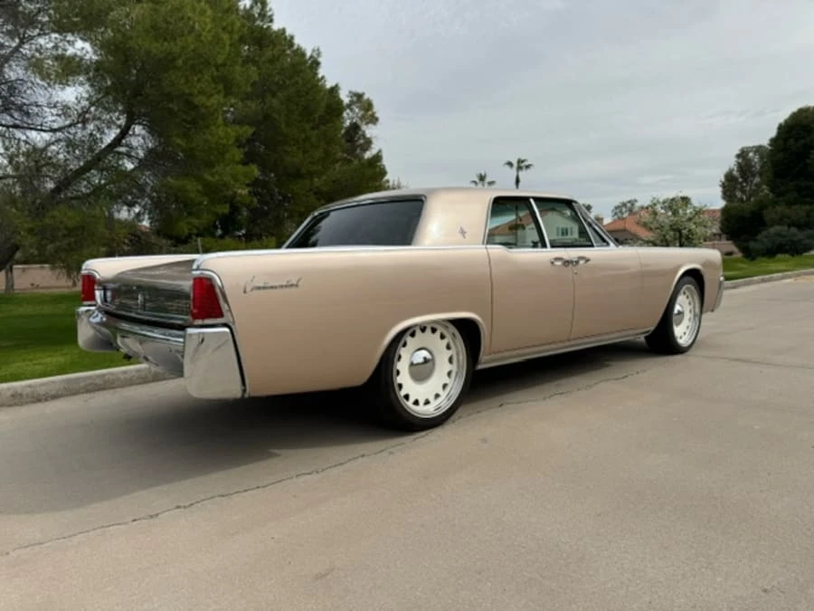 1962 Lincoln Continental 4th Gen - Image 12 of 14